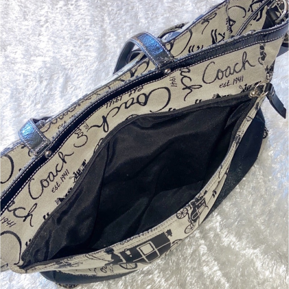 Coach Field Horse and Carriage Tote - Picture 11 of 16